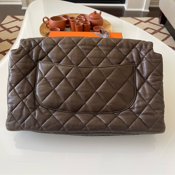 Authentic CHANEL Lambskin Double Chain Single Flap Maxi Size Handbag - Picture 4 of 16